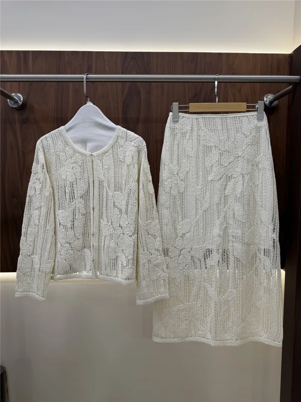 Embroidery Cardigan - Kadınlar İçin Ajurlu İşlemeli Örme Takım: