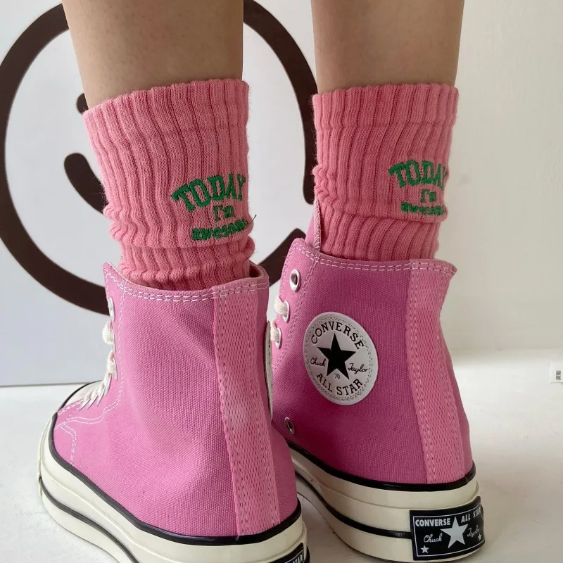 Embroidery On Socks - Erkekler kadınlar için çift komik pamuk