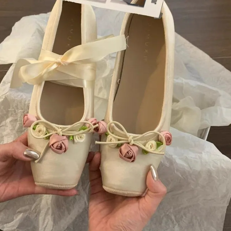 Kadın Flats Bow Marie Janes Ay - Embroidery Designer incelemesi ve fiyatı