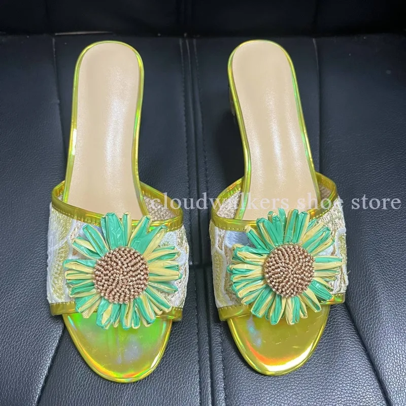 Yanardöner İşlemeli Üst Kısım  - Embroidery Designer incelemesi ve fiyatı