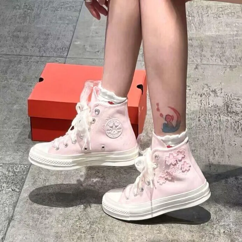 Kadın Nakışlı Kanvas Spor Ayak - Embroidery Designer incelemesi ve fiyatı