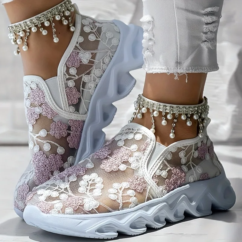 Kadın Günlük ve Rahat Slip-on  - Embroidery Designer incelemesi ve fiyatı