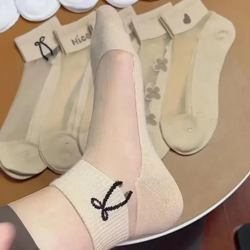 Kadınlar için Şeffaf Buz İpeği - Embroidery On Socks incelemesi ve fiyatı