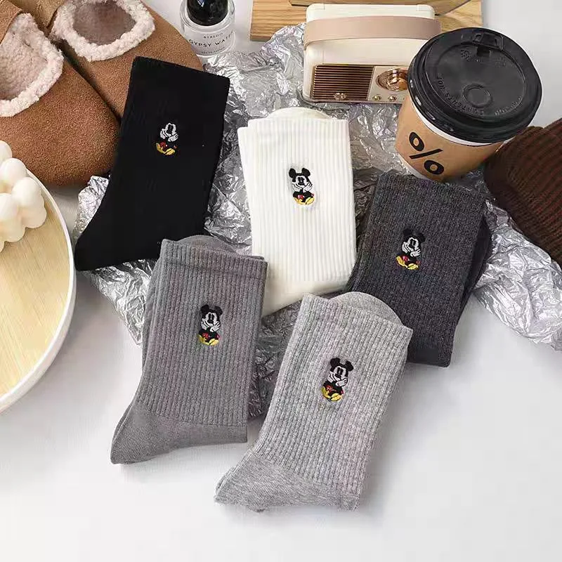 5 Çift Dört Mevsim Unisex Siya - Embroidery On Socks incelemesi ve fiyatı