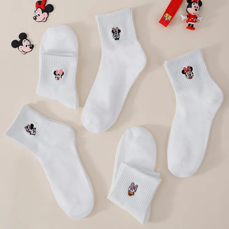 5 Çift Moda ve Sevimli Karikat - Embroidery On Socks incelemesi ve fiyatı