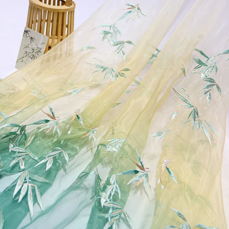 Bambu İşlemeli Organze Kumaş D - Embroidery Gradient incelemesi ve fiyatı