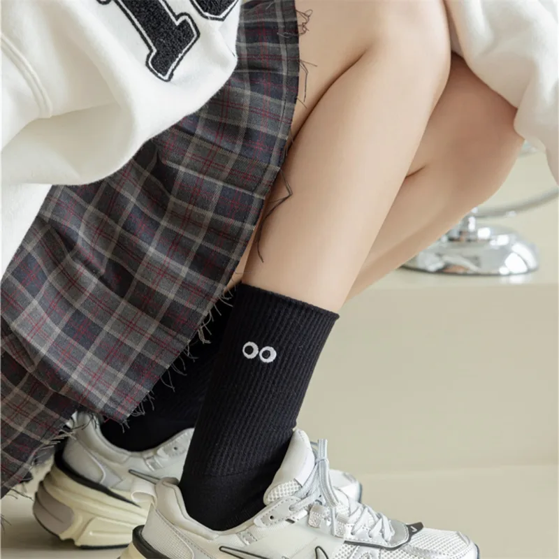 Yeni kadın Işlemeli Büyük Gözl - Embroidery On Socks incelemesi ve fiyatı
