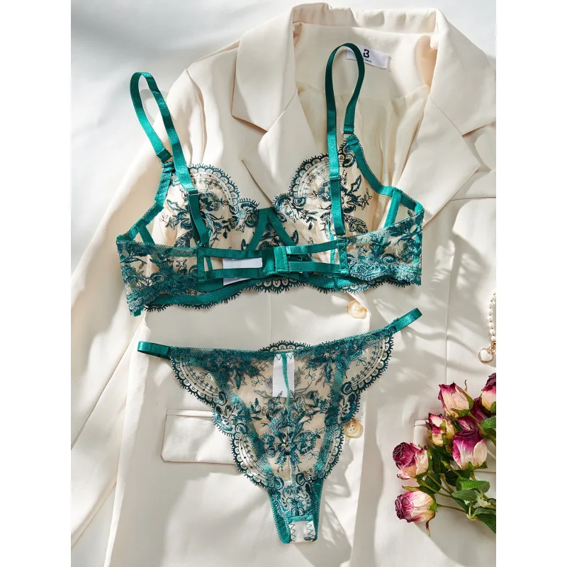 Çok Satan Seksi İç Çamaşırı Çi - Embroidery Set incelemesi ve fiyatı